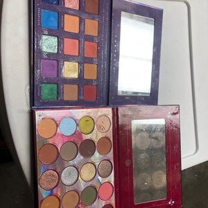 bundle of eyeshadow pallets!